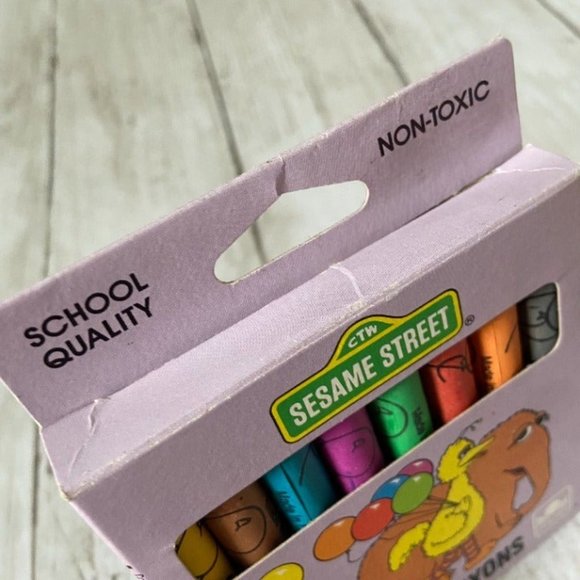 1985 Sesame Street Vintage Crayons Box - Picture 5 of 6